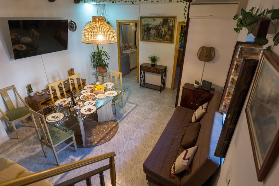 TV and multimedia, Living room, Dining area