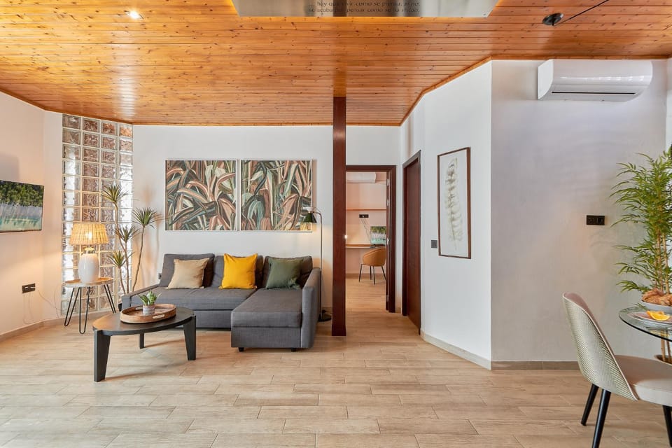 Living room, air conditioner