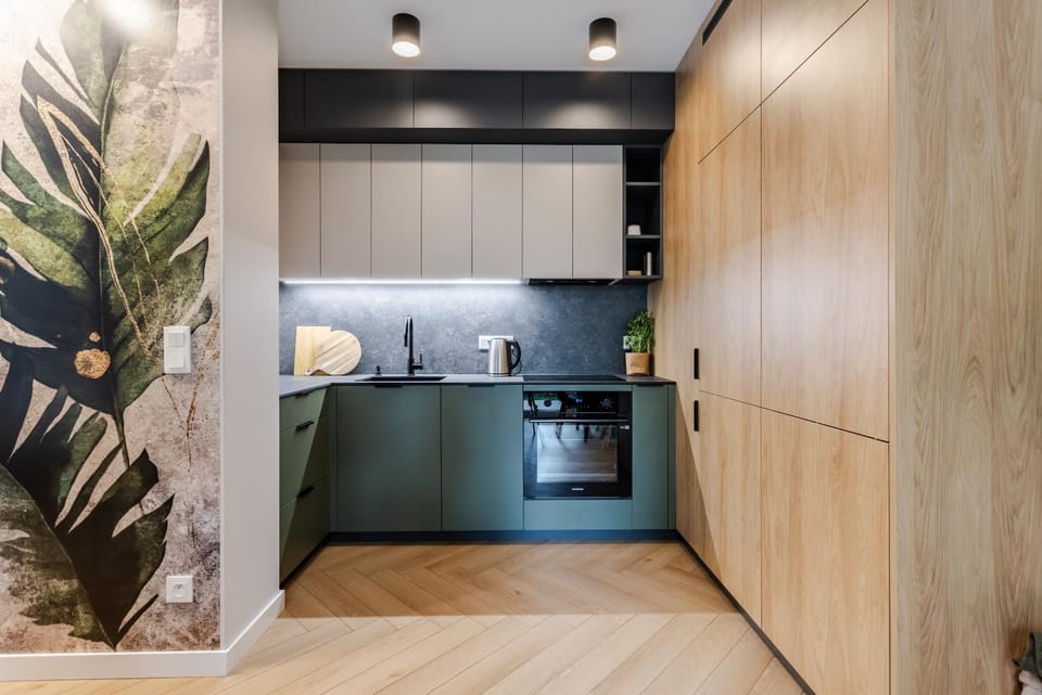Kitchen or kitchenette