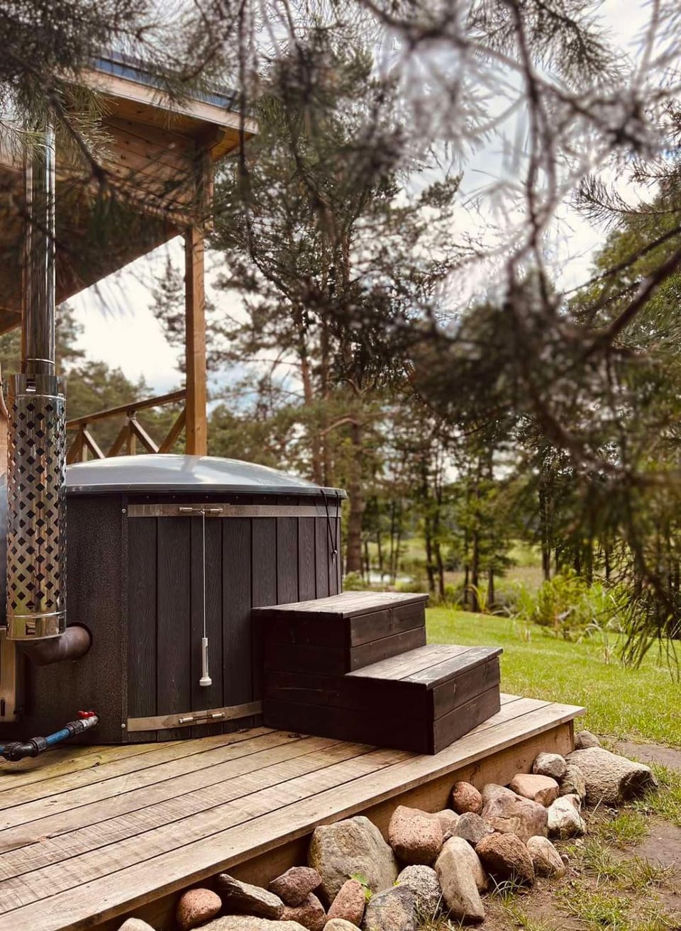 Property building, Hot Tub