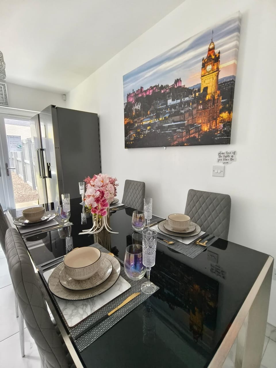 Living room, Dining area