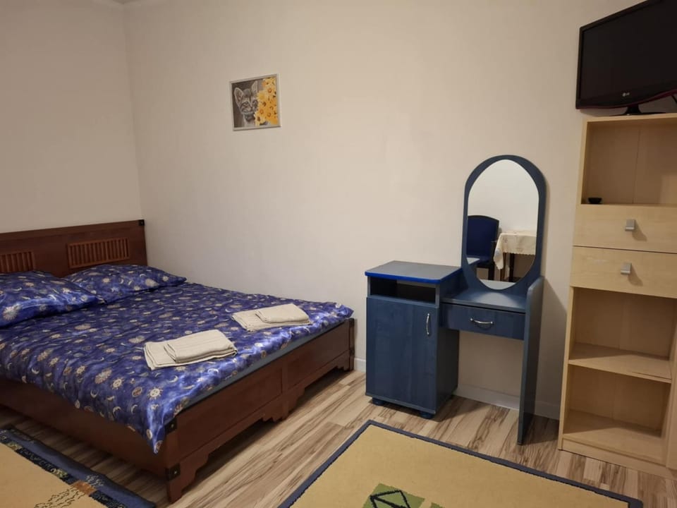 Pokoje Goscinne Buzuki Bed and Breakfast in Masovian Voivodeship
