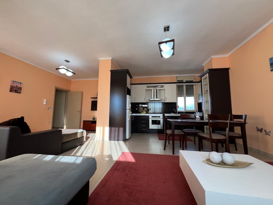 Kitchen or kitchenette, Living room, Seating area, Dining area, minibar, stove