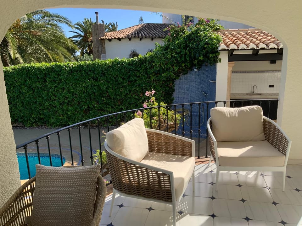 Balcony/Terrace, Pool view