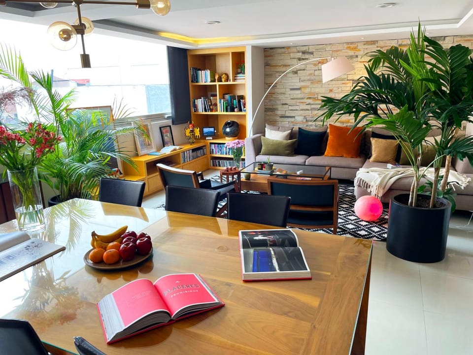 Library, Living room, Seating area