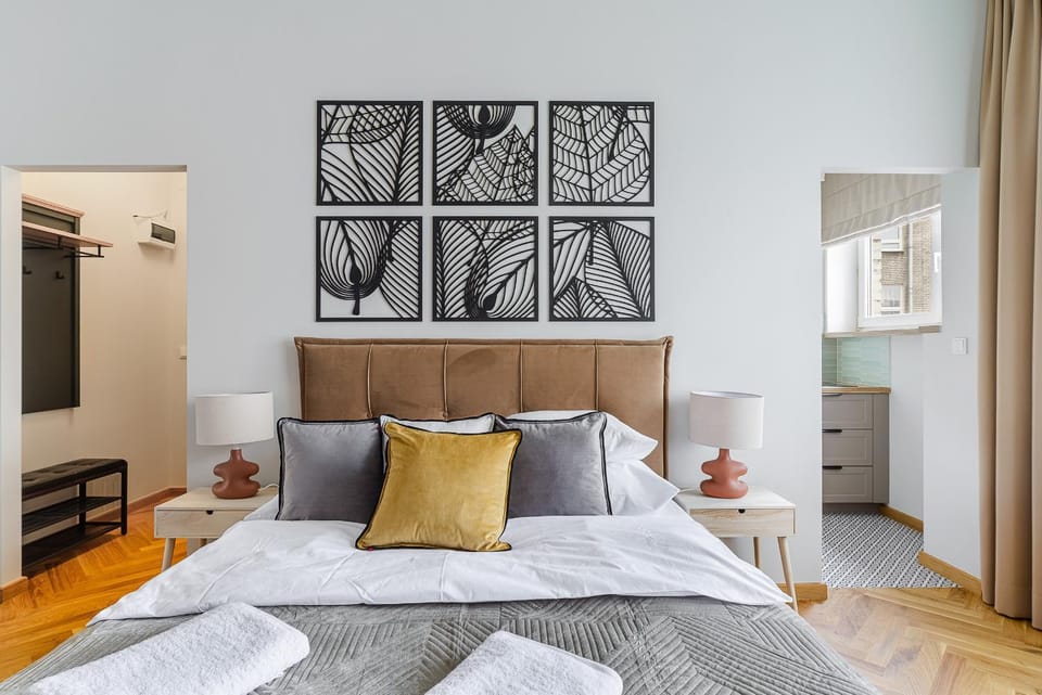 Bed, Photo of the whole room