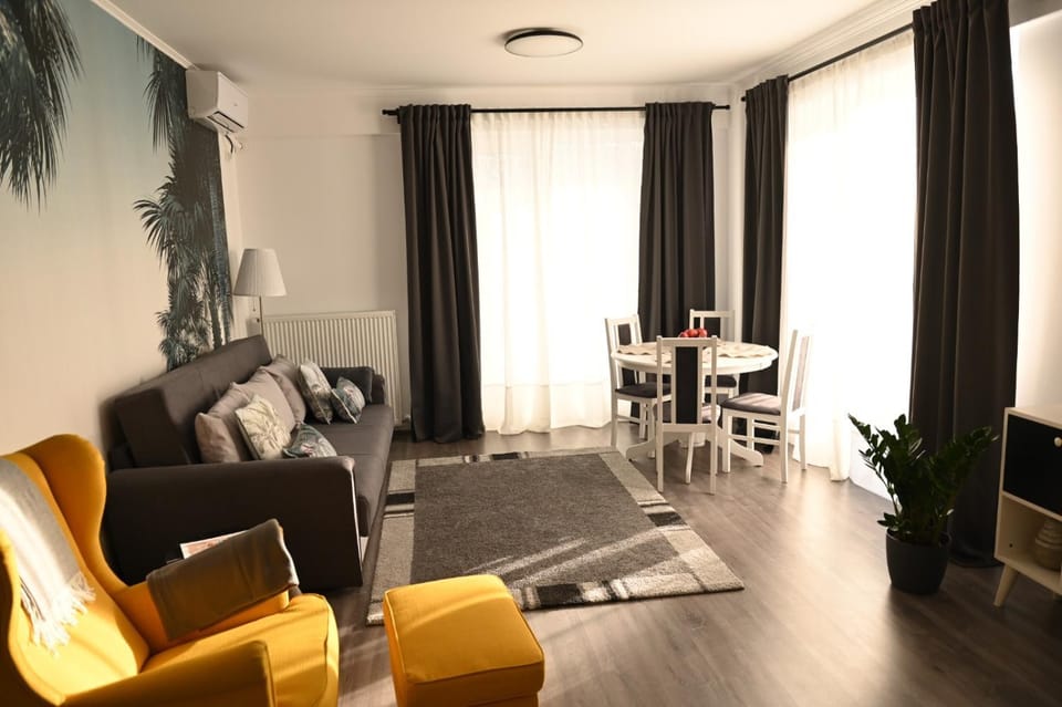 Mathias Airport Residences & Therme-Self Check-in Apartment in Romania