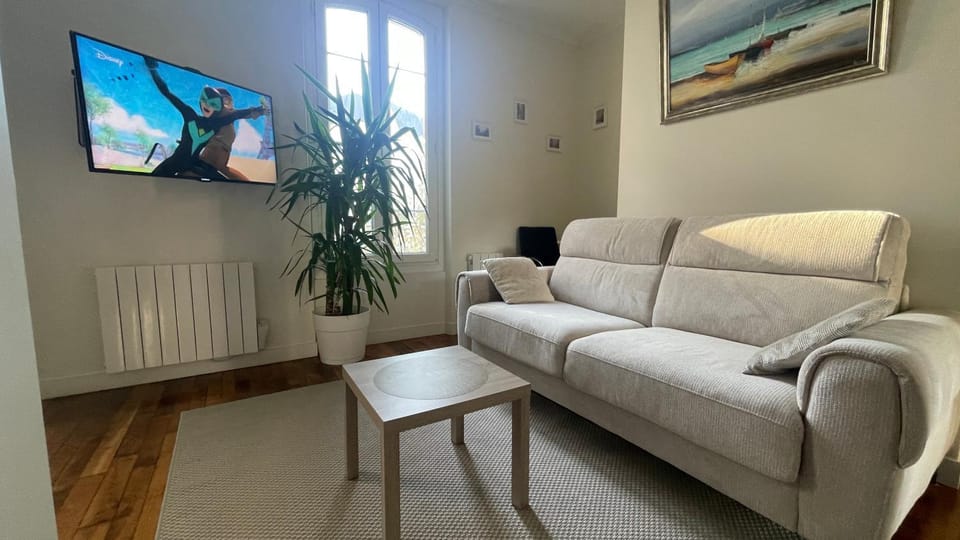 Family Parisian loft , Center 25 min, 3 Bedrooms Apartment in Île-de-France