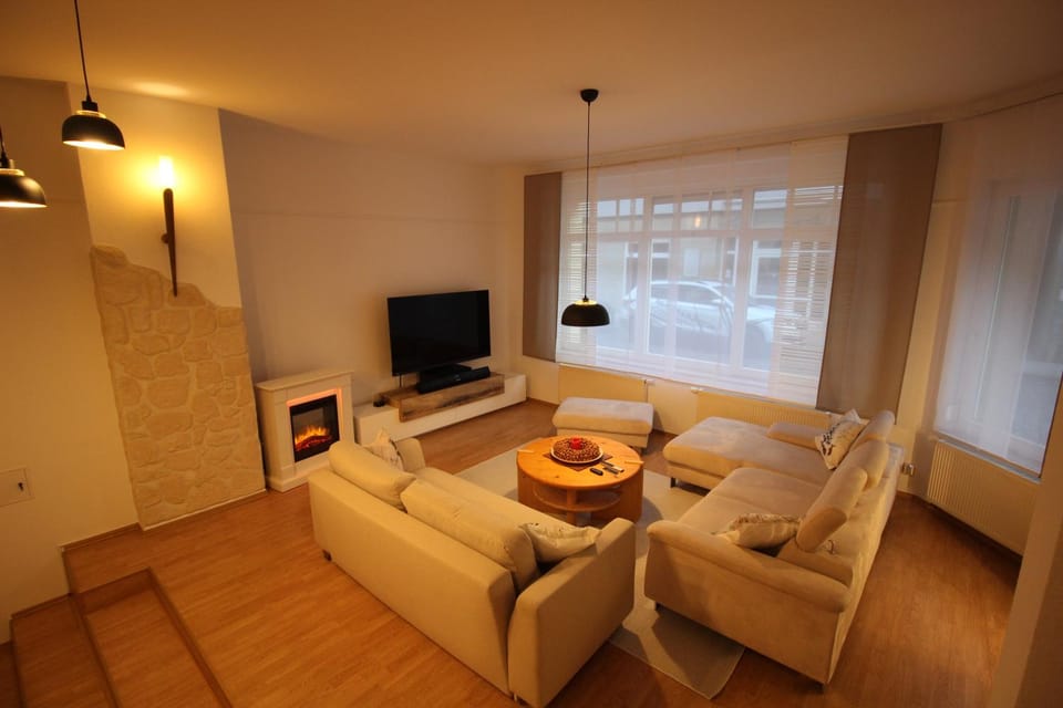 TV and multimedia, Living room