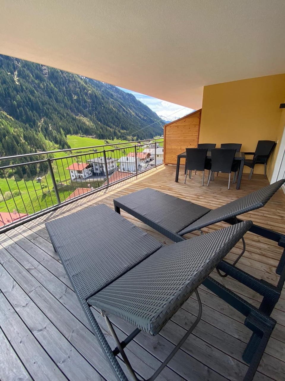View (from property/room), Balcony/Terrace