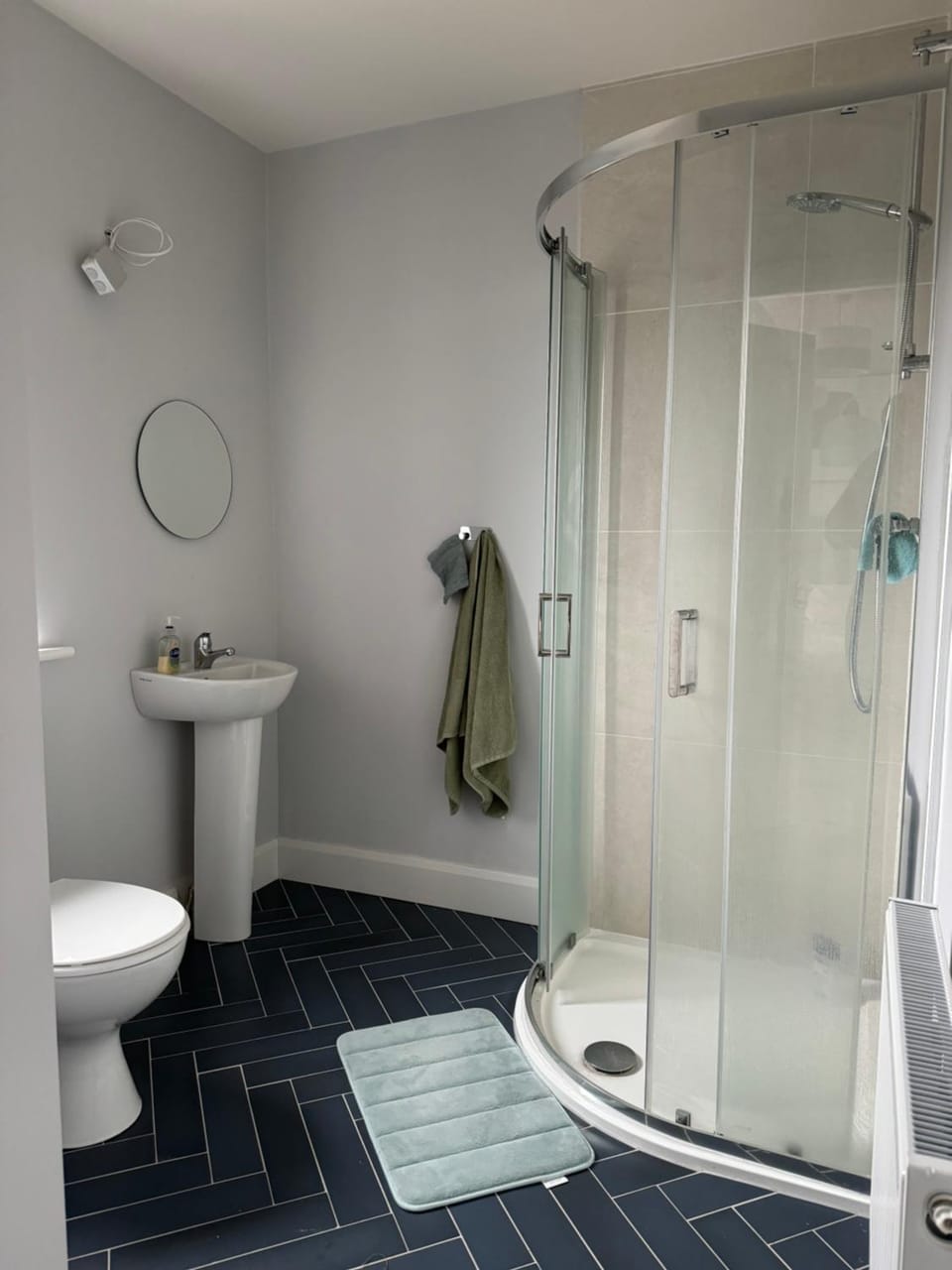Double bedroom with private bathroom close to city center Vacation rental in County Cork