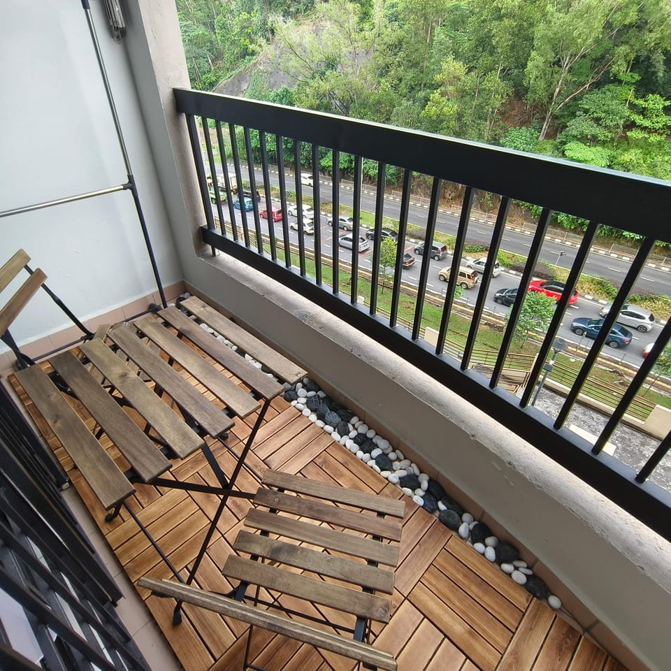 View (from property/room), Balcony/Terrace, Seating area