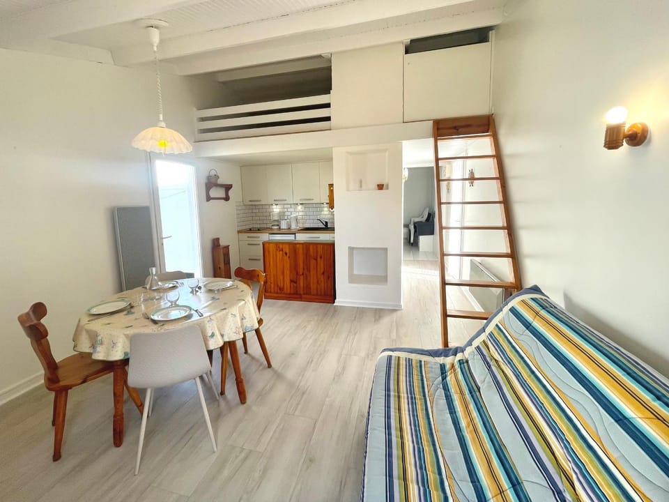 Maisonnette cosy avec piscine chauffée et tennis, à 800m de la plage, idéale pour 4 pers. - FR-1-231-310 House in Pays de la Loire