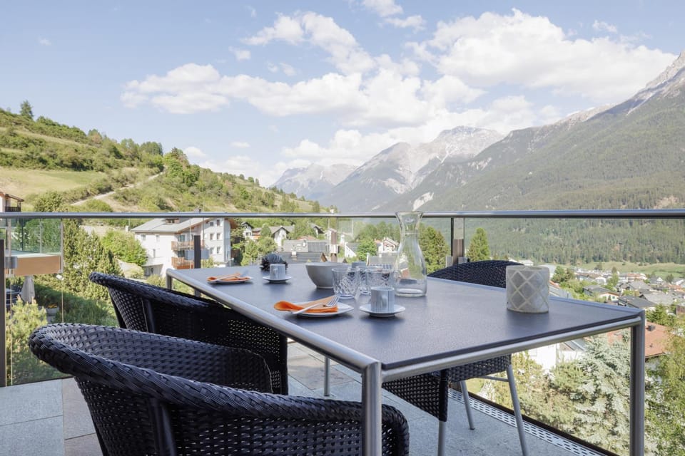 Day, Natural landscape, View (from property/room), Balcony/Terrace, Mountain view