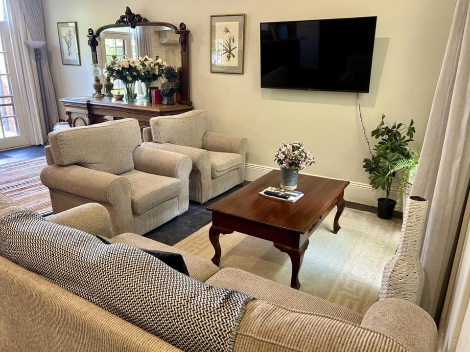 Porters Cottage Garden House in Wodonga