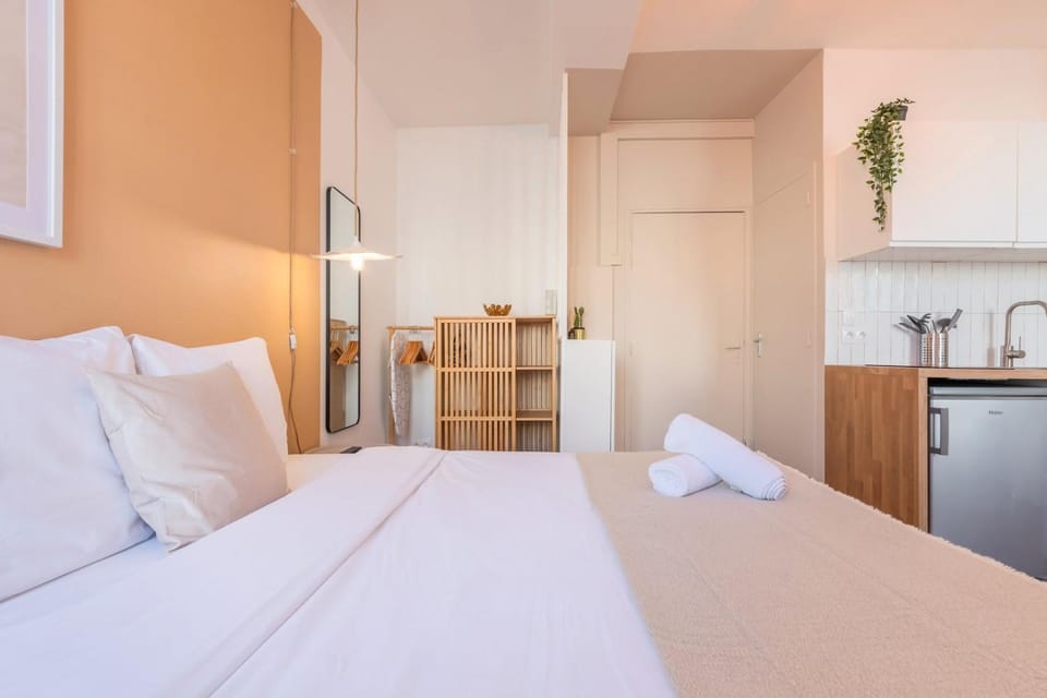 Charming Lille St Michel studio Apartment in Lille