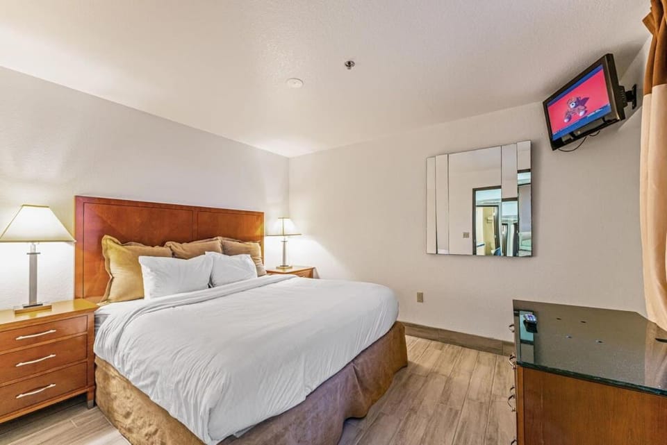 Metro Chandler Extended Stay - Cozy 1 BR Apartment in Chandler