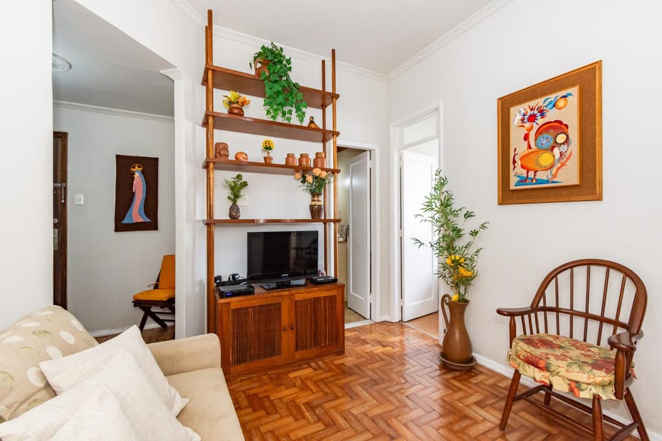 Communal lounge/ TV room, Living room, Seating area