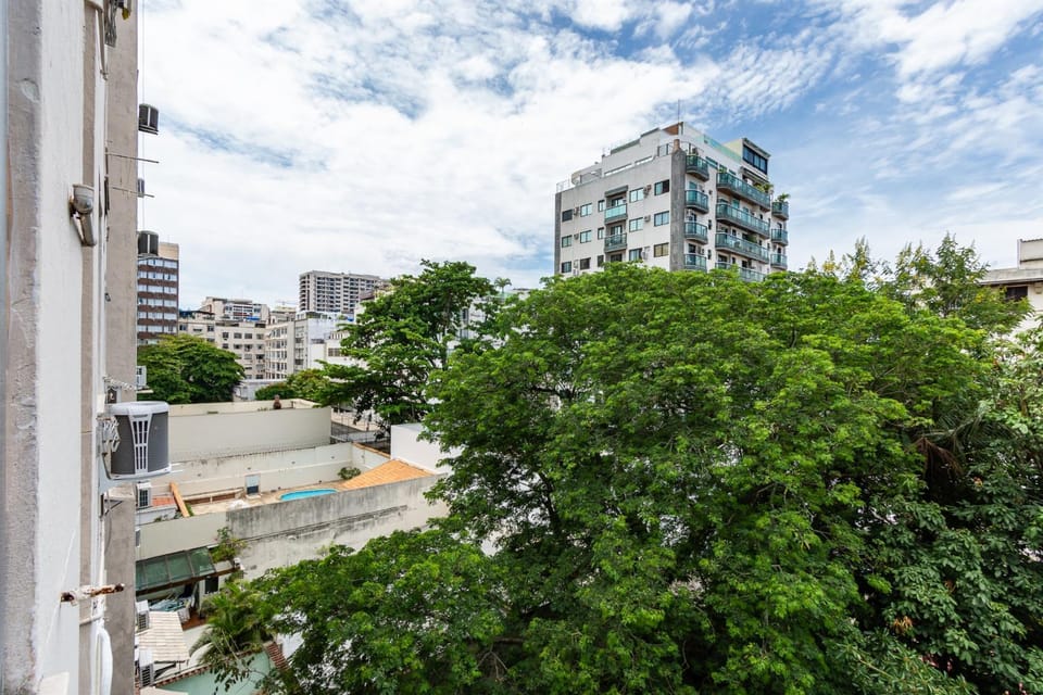 Property building, Day, City view