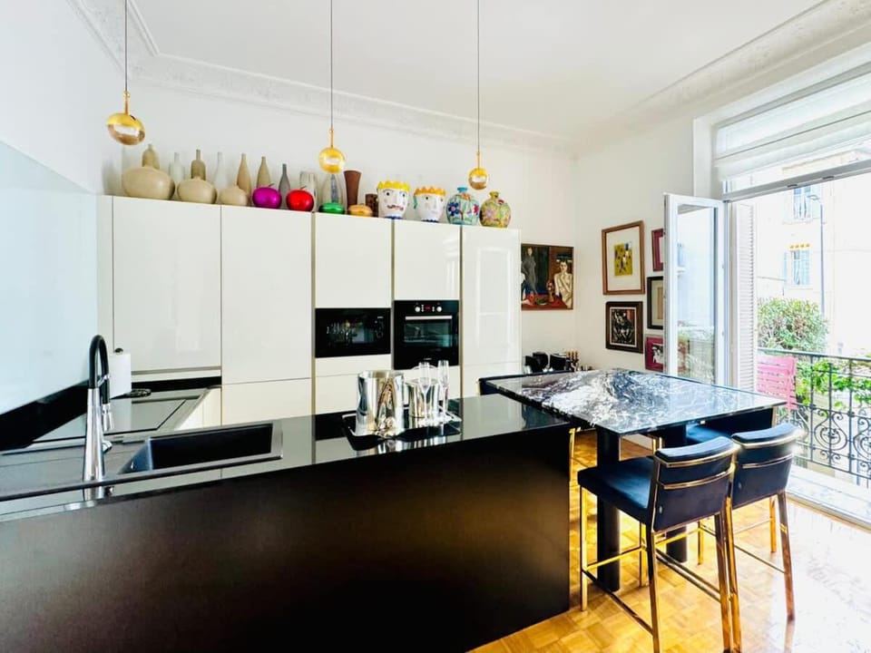 Le Guynemer - Appartement Beaux Arts Cannes Apartment in Cannes