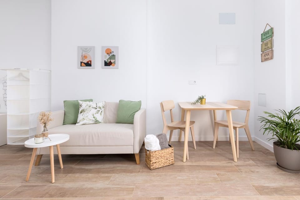 Living room, Dining area