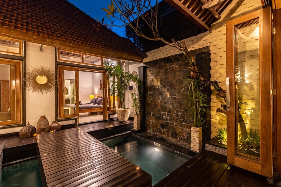 Pool view, Swimming pool