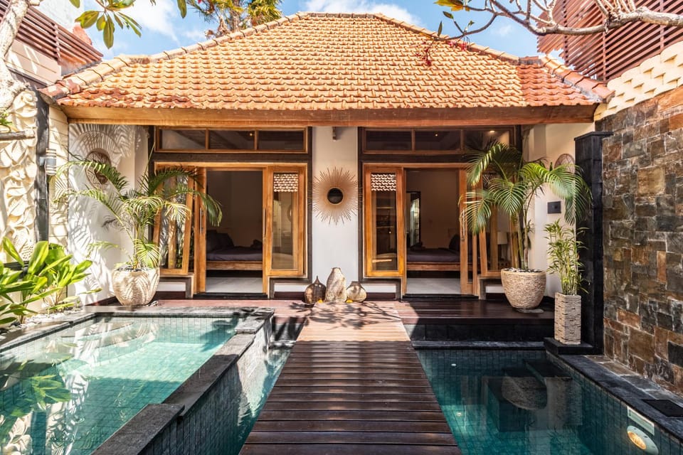 Property building, Patio, Day, Swimming pool