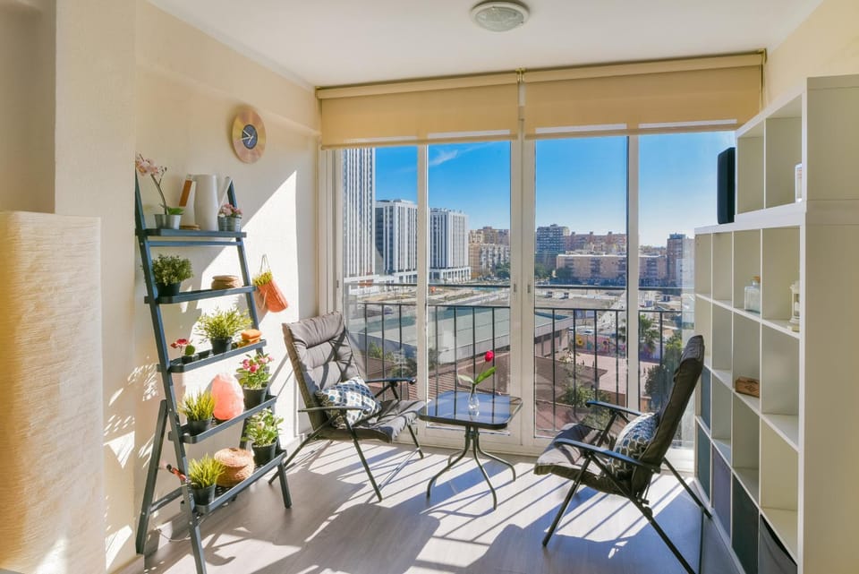 View (from property/room), Balcony/Terrace, Living room