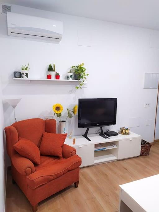 Casa con jardín Apartment in Almería