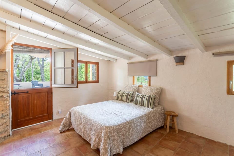 Property building, Living room, Bedroom