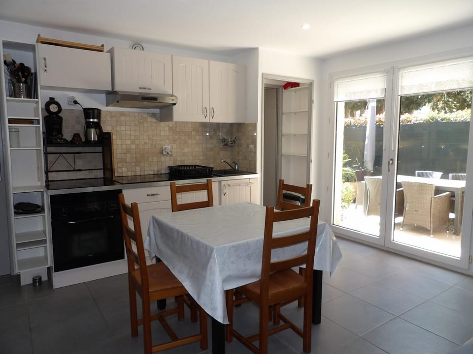 St Cyprien villa de charme avec piscine House in Saint-Cyprien