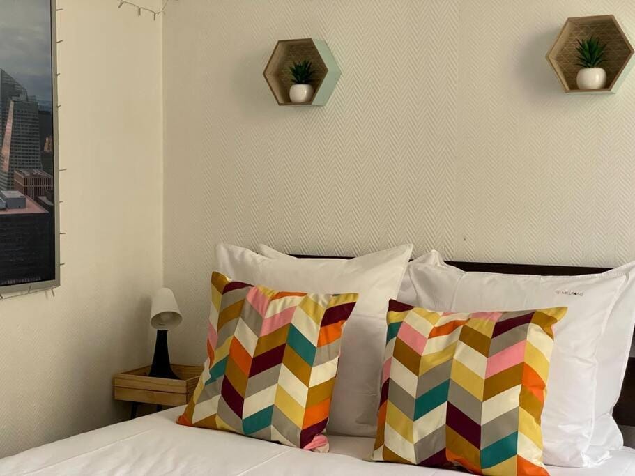 Cocon boisé x Parking by Melrose Apartment in Bayeux