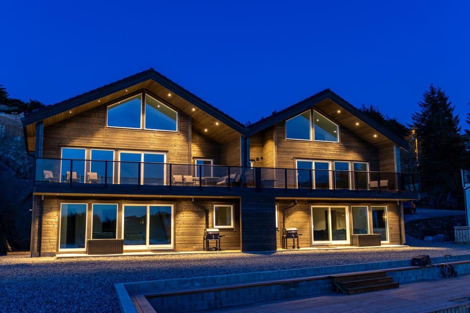 Property building, Night