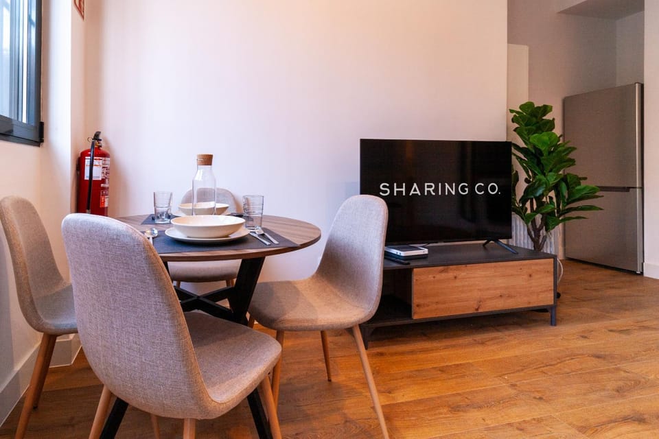 TV and multimedia, Living room, Seating area