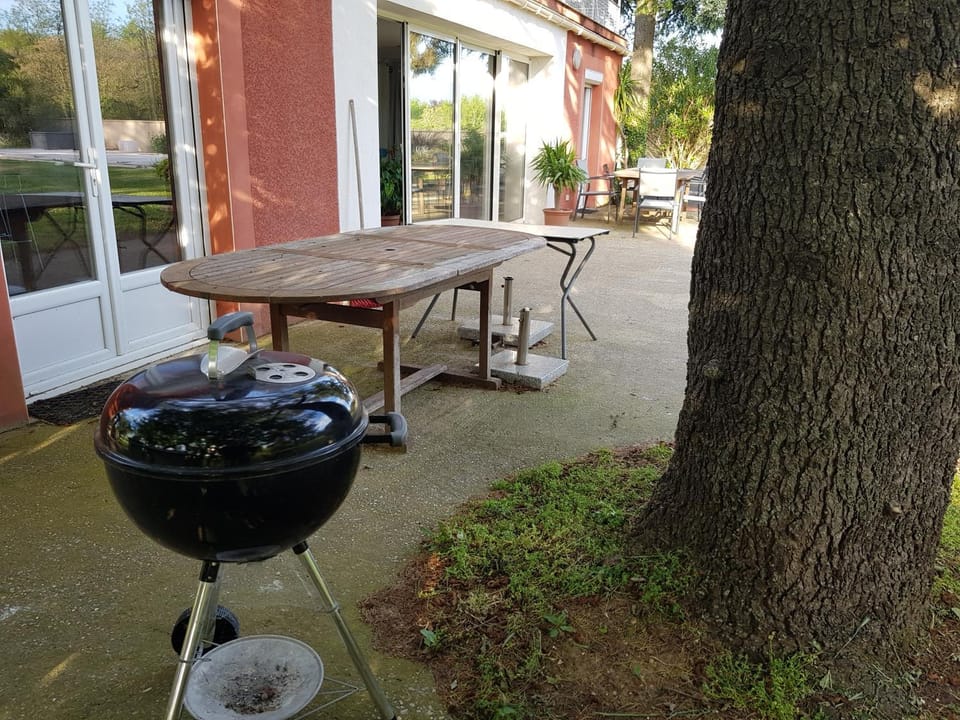 Patio, BBQ facilities, Garden, Dining area