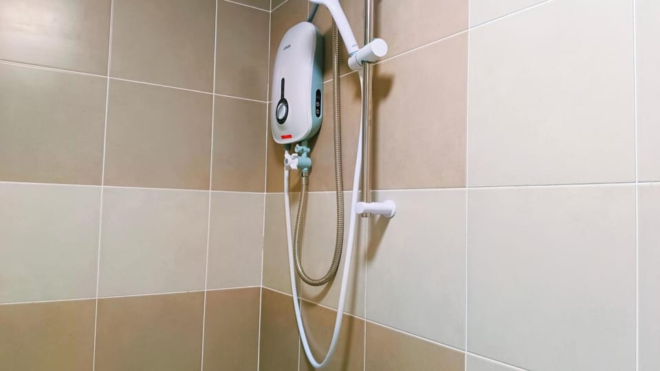 Kulai Apartment 3BR-5BR near IOI, Aeon and Senai Airport Apartment in Johor