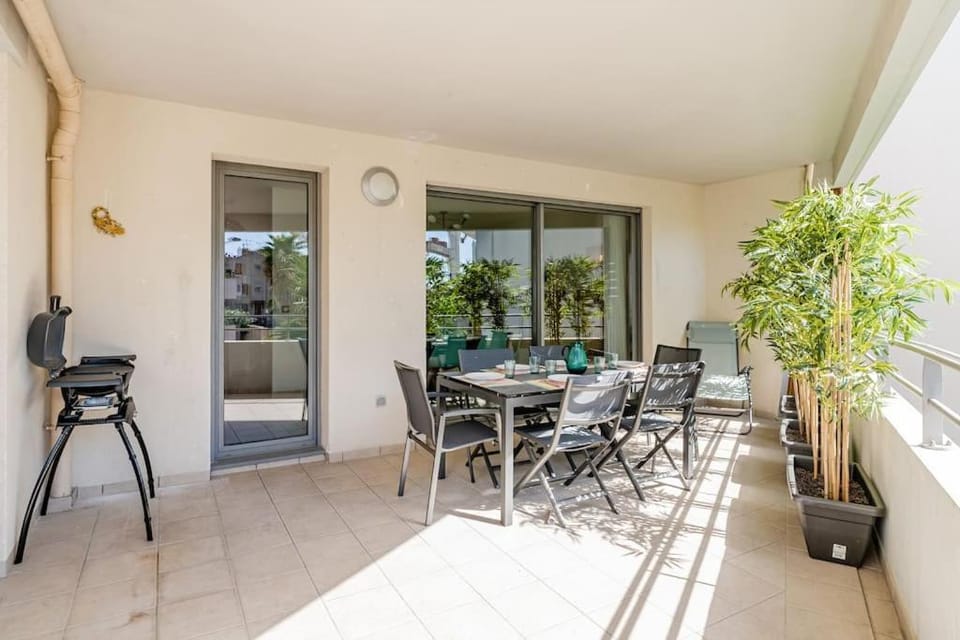 Chez Viviane appartement parking/ Classé 4 * Apartment in La Ciotat