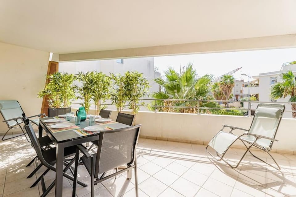 Chez Viviane appartement parking/ Classé 4 * Apartment in La Ciotat