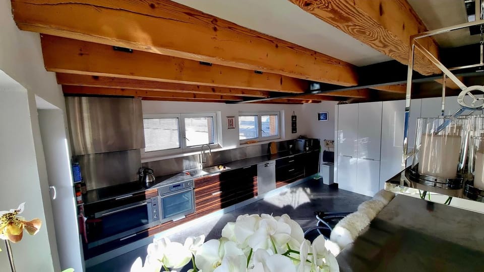 Charming 6 bed chalet in 4 Valleés Chalet in Riddes