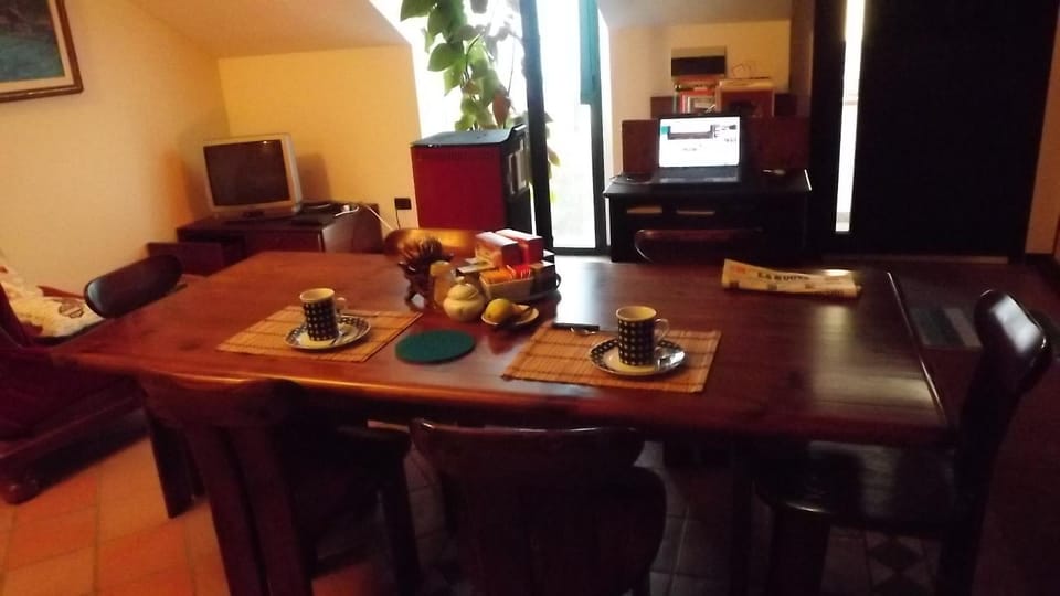Dining area, Breakfast