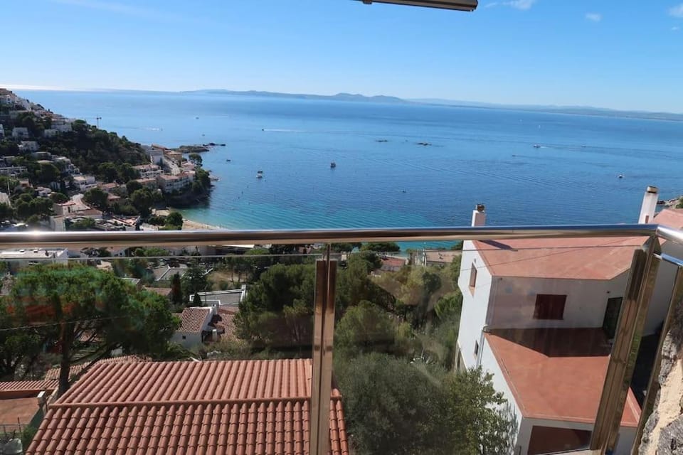 View (from property/room), Balcony/Terrace, Sea view