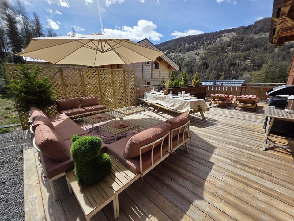 Patio, BBQ facilities, Balcony/Terrace