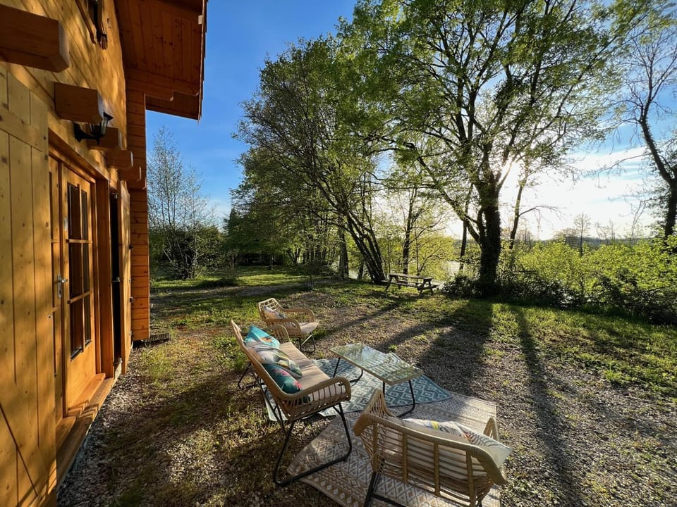 View (from property/room), View (from property/room), Balcony/Terrace, Balcony/Terrace, Garden view, Garden view, River view, River view, Sunset