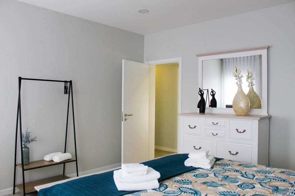 Bed, Decorative detail, Bedroom