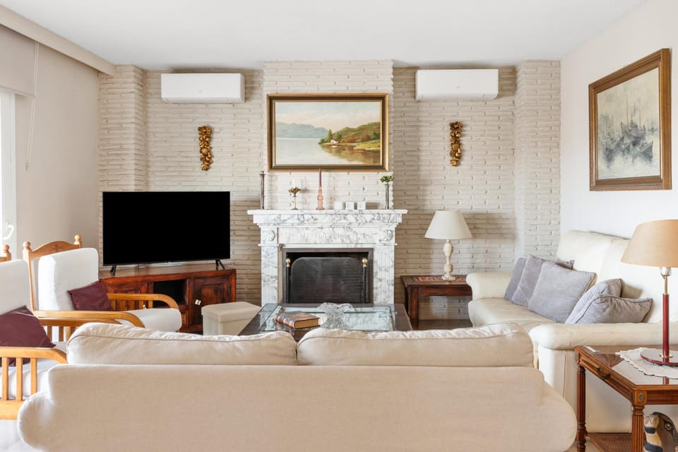 Property building, Living room