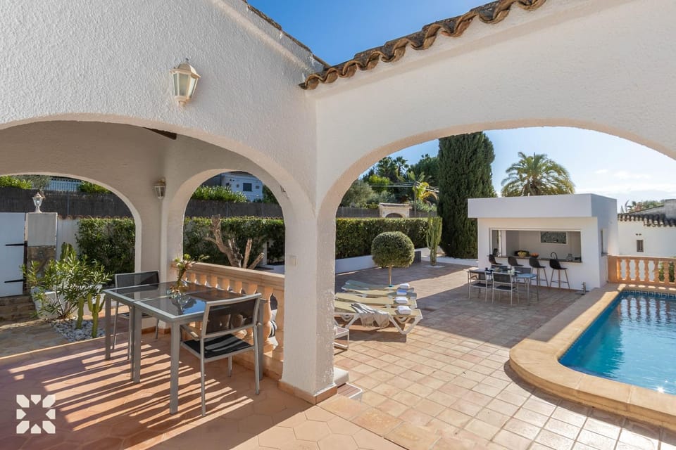 Property building, Patio, Day, Natural landscape, View (from property/room), Balcony/Terrace, Pool view, Swimming pool, sunbed