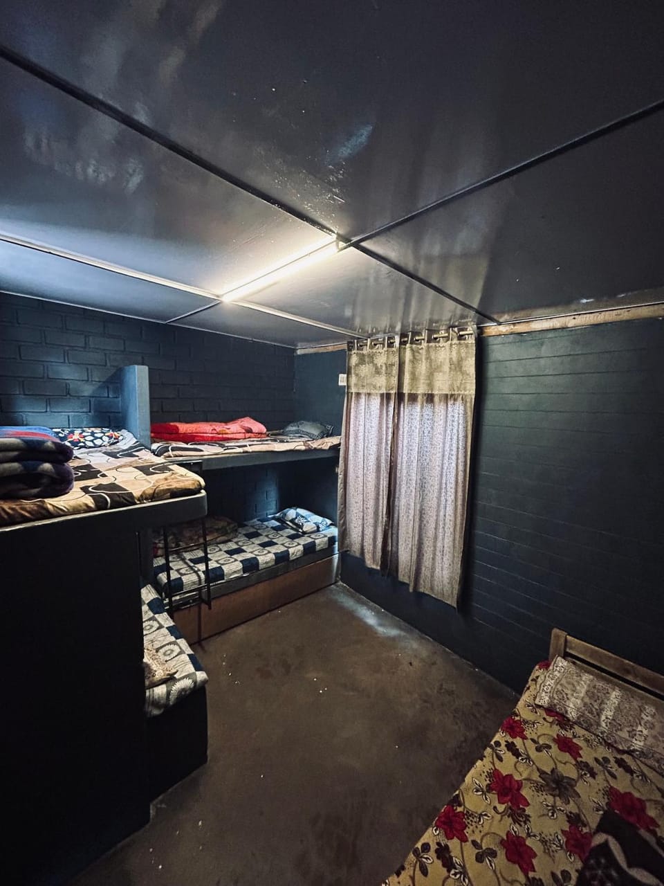 Isabella Hostel Hostel in Bangladesh