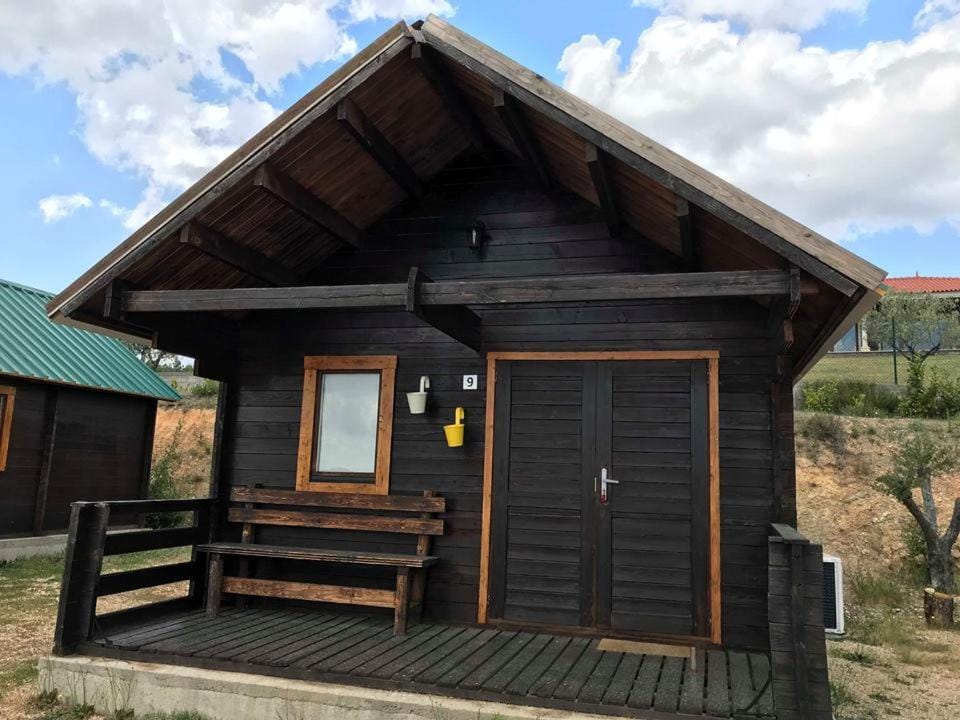 Monte do Azibo Glamping Campground/ 
RV Resort in Castile and León
