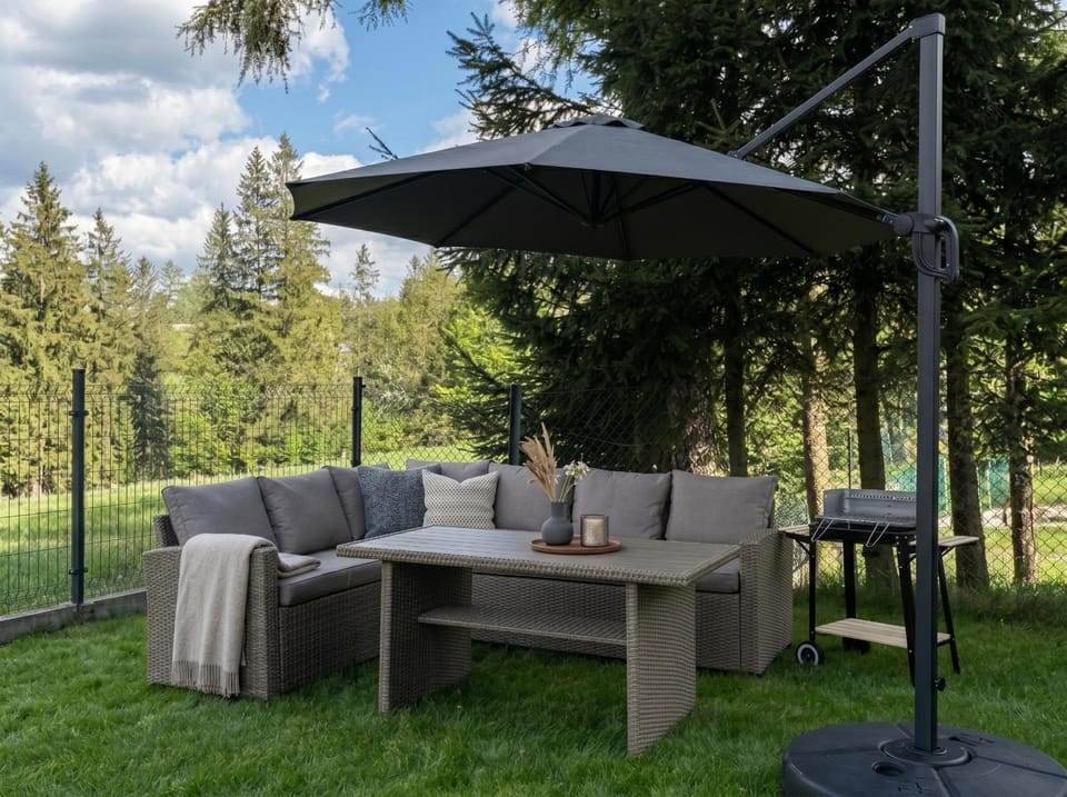 Patio, Spring, Day, Natural landscape, Garden, Living room, Seating area, Garden view