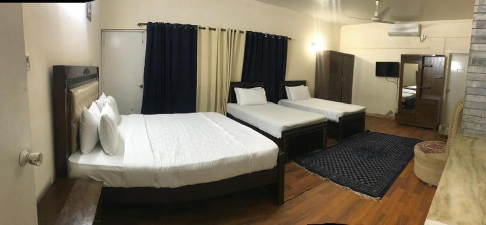 Luxury Moon Guest House Bed and Breakfast in Islamabad